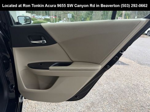 Used 2015 Honda Accord LX image 28