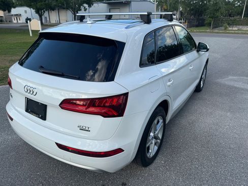 Used 2018 Audi Q5 2.0T Premium w/ Convenience Package AWD/4WD image 6