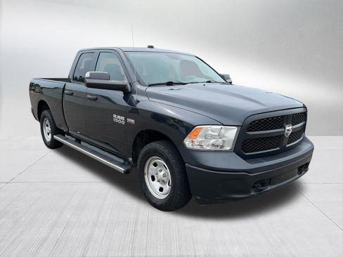 Used 2017 RAM 1500 Tradesman AWD/4WD image 3