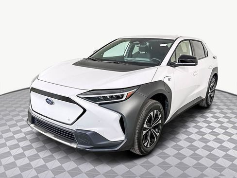 Used 2023 Subaru Solterra AWD image 4