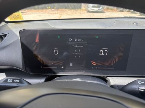Used 2025 Kia K4 FWD image 38