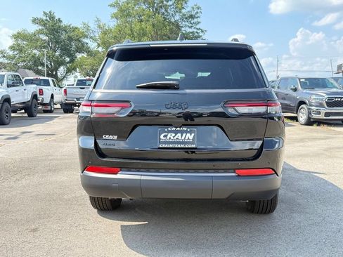 Used 2026 Jeep Grand Cherokee L 4WD image 6