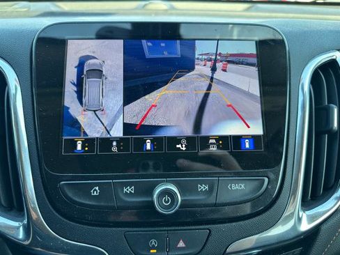 Used 2024 Chevrolet Equinox Premier AWD/4WD image 35