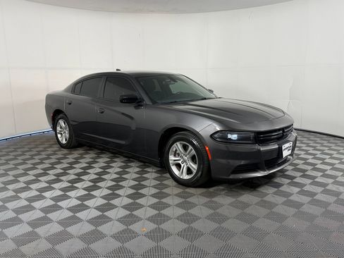 Used 2023 Dodge Charger SXT RWD image 7