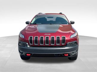 Used 2017 Jeep Cherokee Trailhawk AWD/4WD video 3