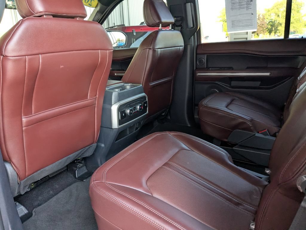 Used 2023 Ford Expedition Limited AWD/4WD image 30
