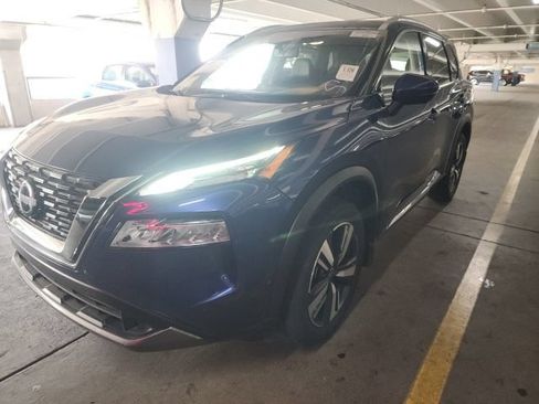 Used 2023 Nissan Rogue SL w/ SL Premium Package FWD image 4