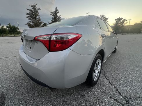 Used 2014 Toyota Corolla L FWD image 5