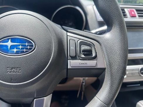 Used 2017 Subaru Outback 2.5i AWD/4WD image 20