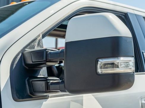 Used 2017 Ford F350 Lariat w/ Lariat Ultimate Package image 10