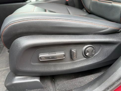 Used 2025 Honda CR-V Sport Touring image 14