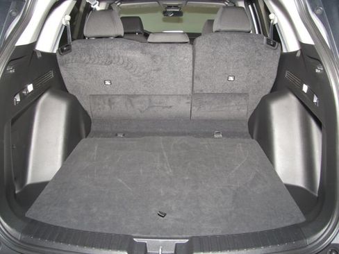 Used 2025 Honda CR-V EX image 17