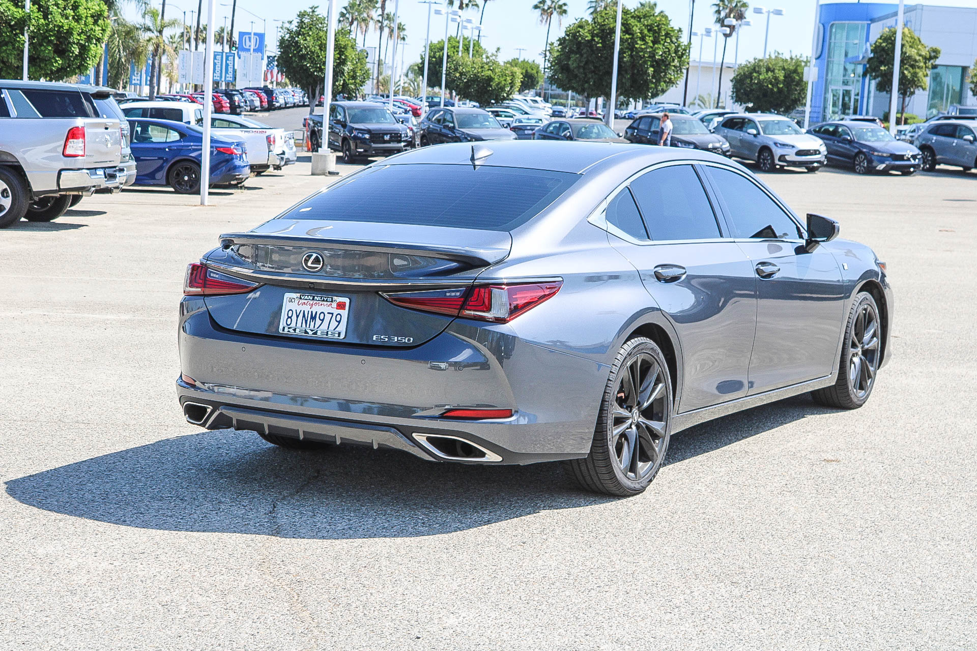 Used 2022 Lexus ES 350 F Sport w/ Accessory Package 2 FWD image 7