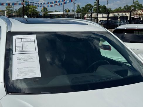 Used 2022 Volvo XC90 T6 Momentum w/ Advanced Package image 15