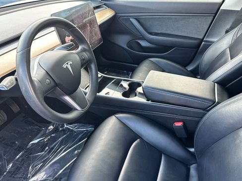 Used 2019 Tesla Model 3 Long Range image 9