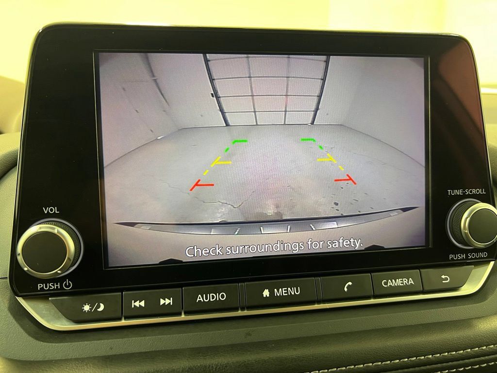 Used 2023 Nissan Rogue SV AWD/4WD image 24