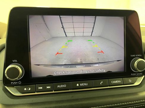 Used 2023 Nissan Rogue SV AWD/4WD image 24