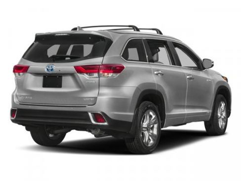 Used 2018 Toyota Highlander Limited Platinum image 2