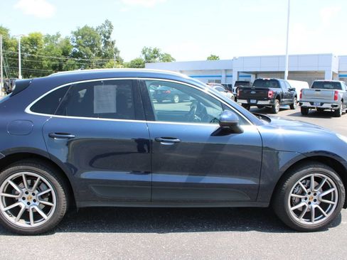 Used 2018 Porsche Macan S AWD/4WD image 11