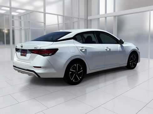 Certified 2024 Nissan Sentra SV FWD image 6