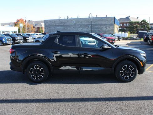 Used 2023 Hyundai Santa Cruz SEL w/ Activity Package image 4