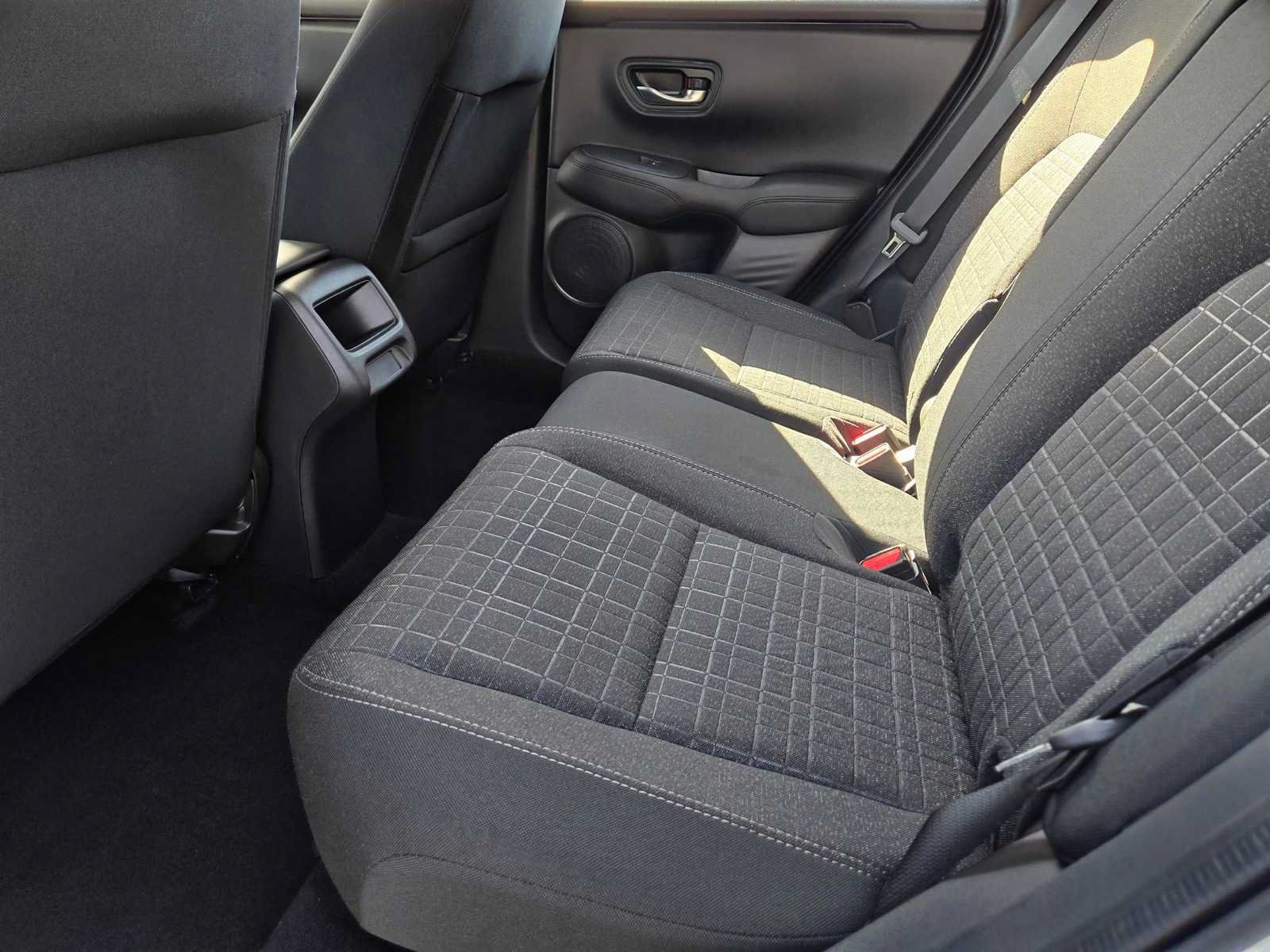 Used 2025 Honda HR-V LX image 16