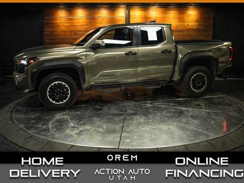 Used 2024 Toyota Tacoma TRD Off-Road w/ TRD Off Road Upgrade Package AWD/4WD image 1