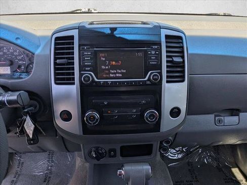Used 2016 Nissan Frontier SV AWD/4WD image 13