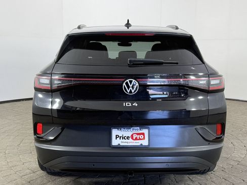 Used 2023 Volkswagen ID.4 Pro AWD/4WD image 6