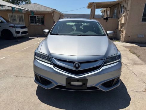 Used 2017 Acura ILX FWD image 8