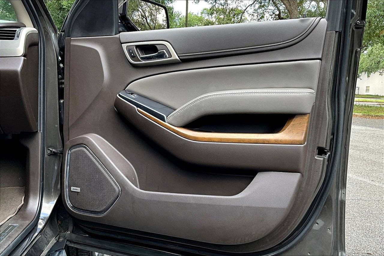 Used 2020 GMC Yukon Denali RWD image 28