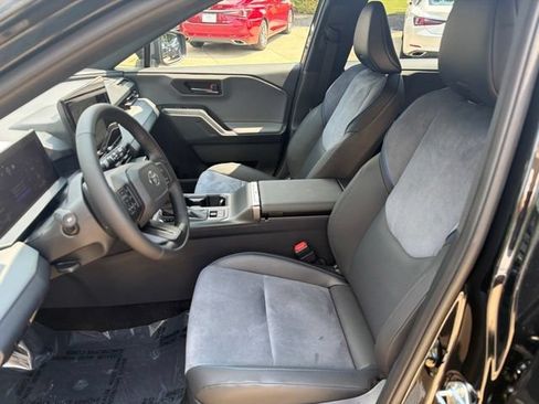Used 2026 Toyota RAV4 XSE AWD/4WD image 13
