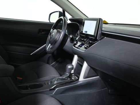 Used 2023 Toyota Corolla Cross LE w/ Moonroof Package AWD/4WD image 8