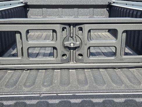 New 2026 RAM 2500 Laramie AWD/4WD image 24