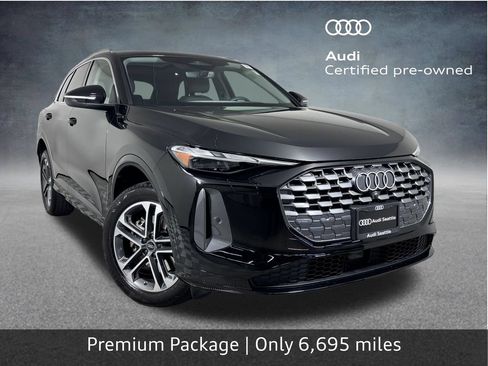 Certified 2025 Audi Q5 Premium w/ Convenience Package AWD/4WD image 1