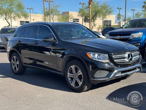 Used 2018 Mercedes-Benz GLC 300 image 2