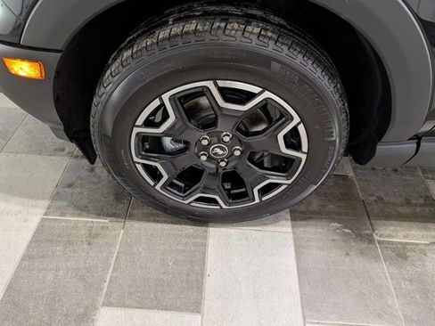 Used 2025 Ford Bronco Sport Outer Banks w/ Outer Banks Tech Package+ AWD/4WD image 7
