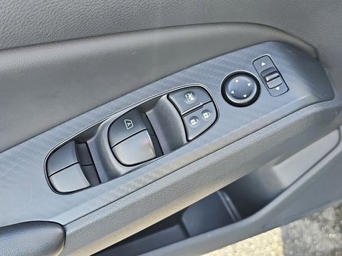 Certified 2024 Nissan Altima 2.5 S image 9