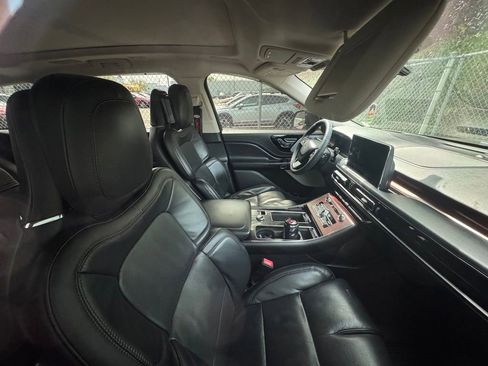 Used 2023 Lincoln Aviator Grand Touring w/ Equipment Group 301A AWD/4WD image 12