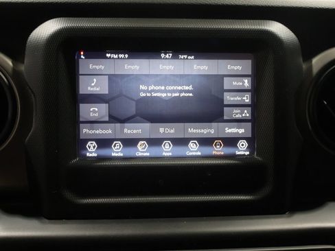Used 2022 Jeep Gladiator Sport AWD/4WD image 24