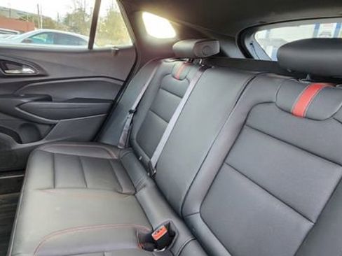 Used 2024 Chevrolet Trax RS w/ Sunroof Package image 9