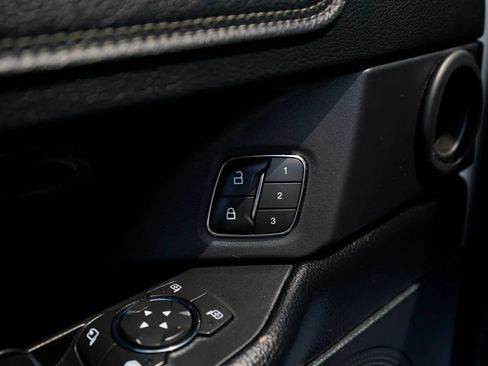 Used 2021 Ford Expedition Max Limited AWD/4WD image 19
