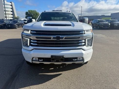 Used 2023 Chevrolet Silverado 3500 High Country w/ Z71 Off-Road Package AWD/4WD image 6