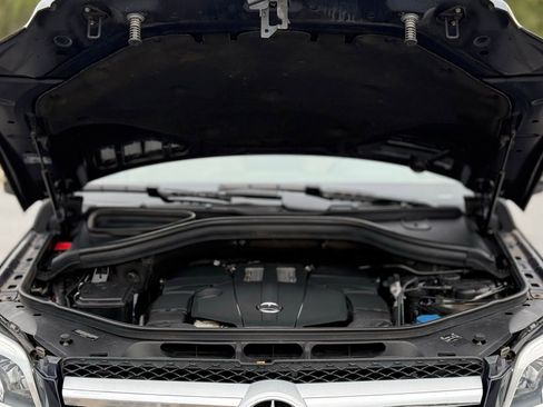 Used 2016 Mercedes-Benz GL 450 4MATIC image 49