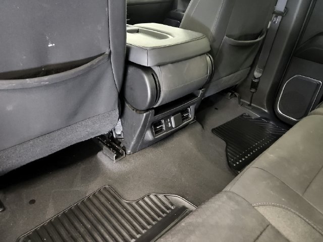 Used 2023 Chevrolet Silverado 1500 LT AWD/4WD image 20