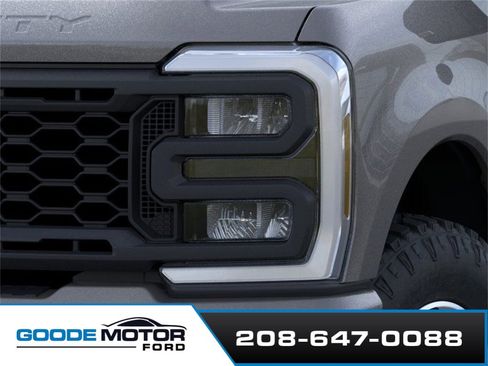New 2025 Ford F350 Lariat w/ Lariat Ultimate Package image 18