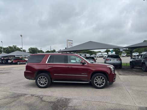 Used 2016 GMC Yukon Denali w/ Open Road Package AWD/4WD image 4