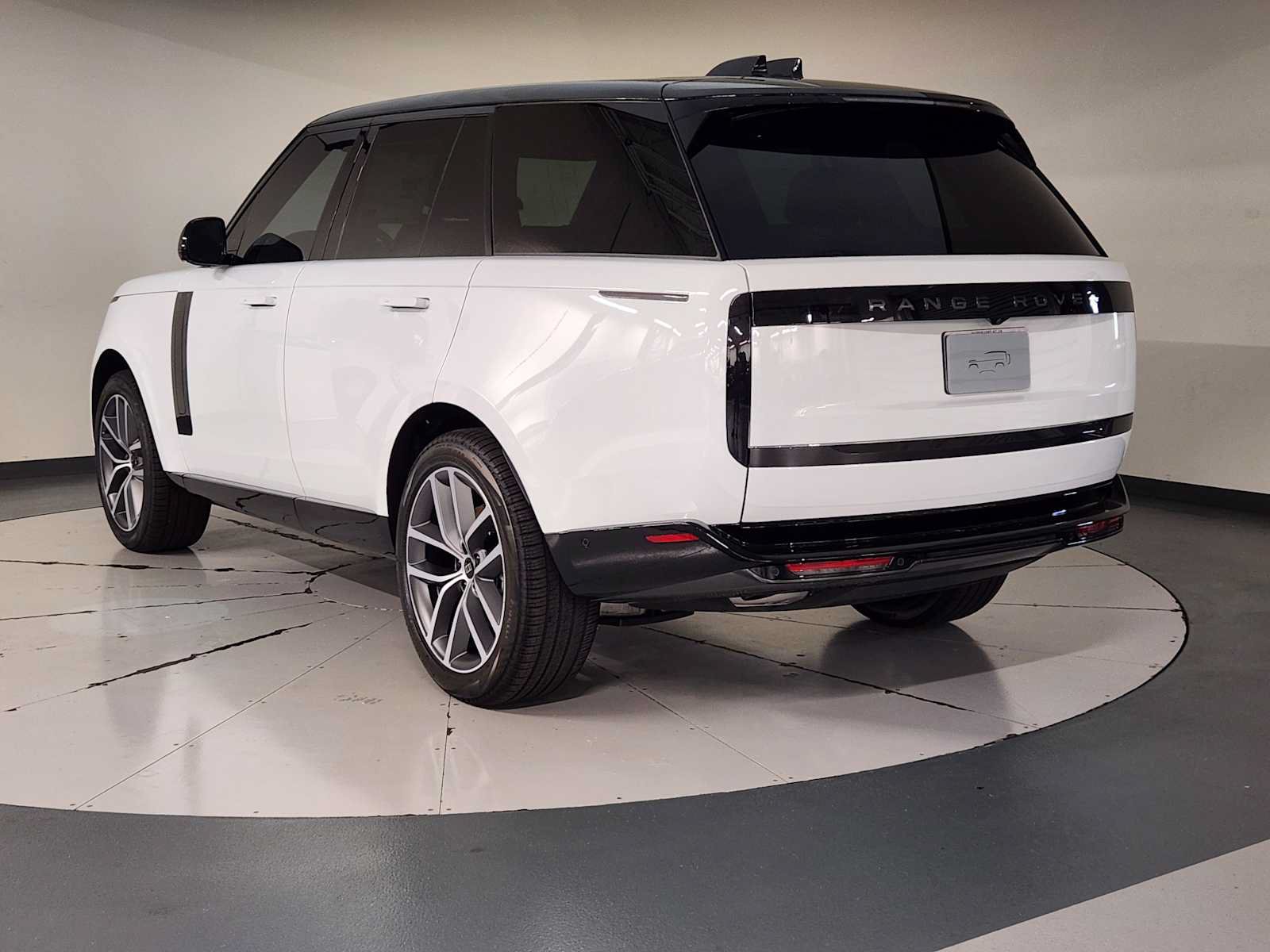 New 2027 Land Rover Range Rover SE AWD/4WD image 6