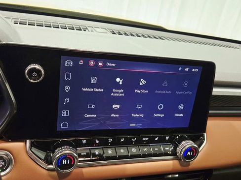 Used 2024 GMC Canyon AT4 w/ AT4 Premium Package image 26