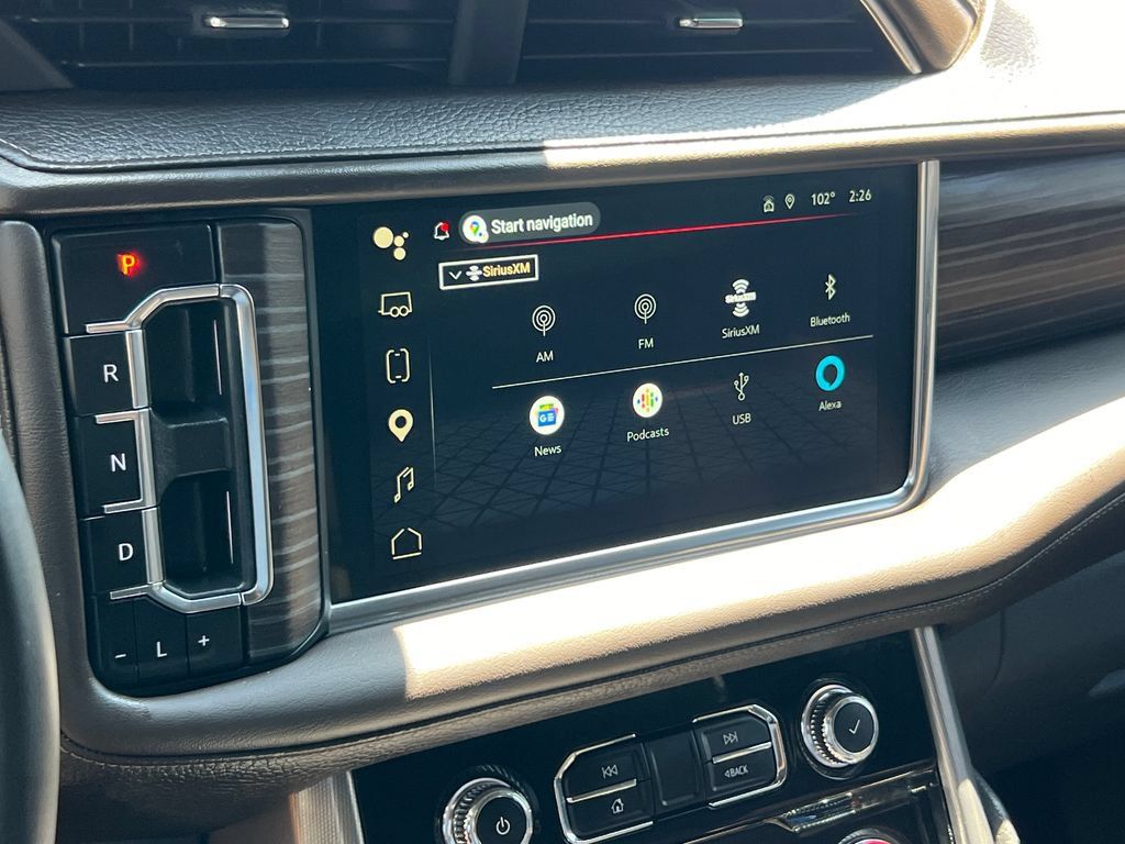 Used 2024 GMC Yukon Denali AWD/4WD image 38